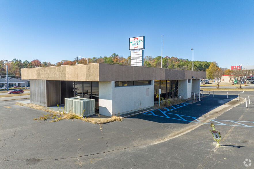 7201 Aaron Aronov Dr, Fairfield, AL for lease - Building Photo - Image 3 of 21