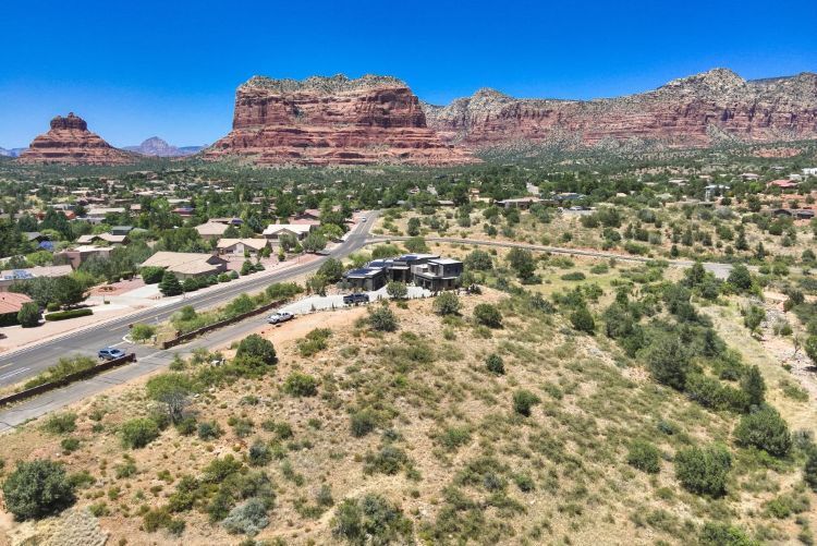 590 Jacks Canyon Rd, Sedona, AZ for sale - Aerial - Image 2 of 4