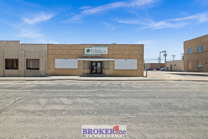 225 N Wolcott St, Casper, WY for lease - Building Photo - Image 2 of 49