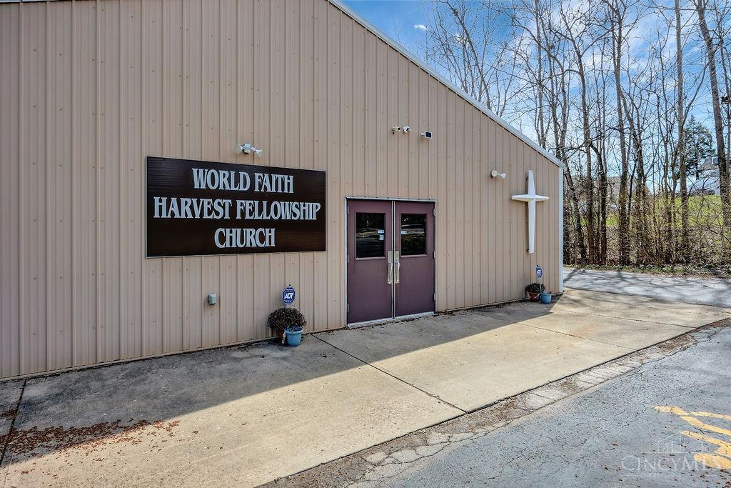 10456 Pippin Rd, Cincinnati, OH for sale Building Photo- Image 1 of 31