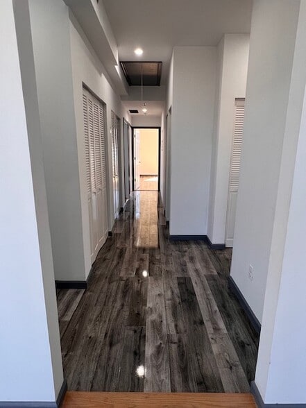 47 Tier st, Bronx, NY for sale - Interior Photo - Image 3 of 7