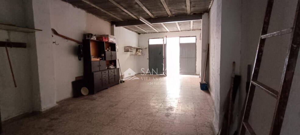 Industrial in Alicante for sale - Building Photo - Image 2 of 10