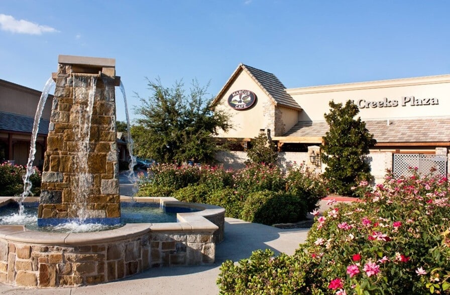 2701 Custer Pky, Richardson, TX for lease - Building Photo - Image 3 of 14