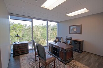 2829 Technology Forest Blvd, The Woodlands, TX for lease Interior Photo- Image 2 of 12