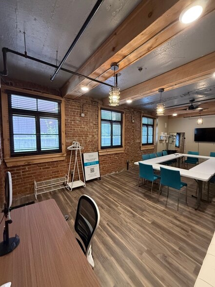 6 Main Street Ext, Plymouth, MA for lease - Interior Photo - Image 3 of 23