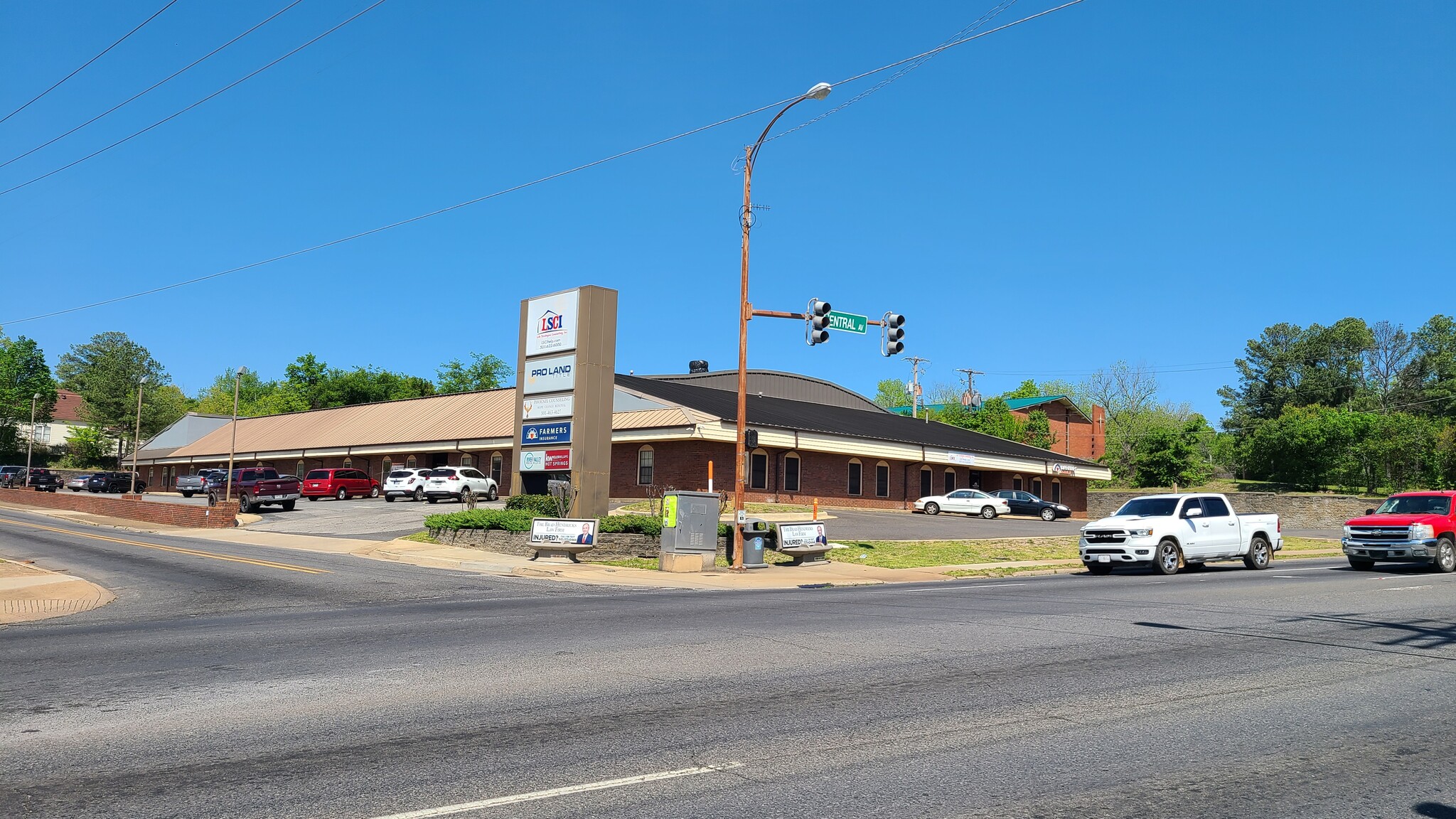 1820 Central Ctr, Hot Springs, AR for sale Building Photo- Image 1 of 1