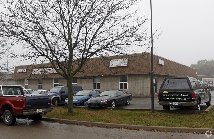 2234 Harold Rd, Burlington, ON for lease - Building Photo - Image 2 of 2