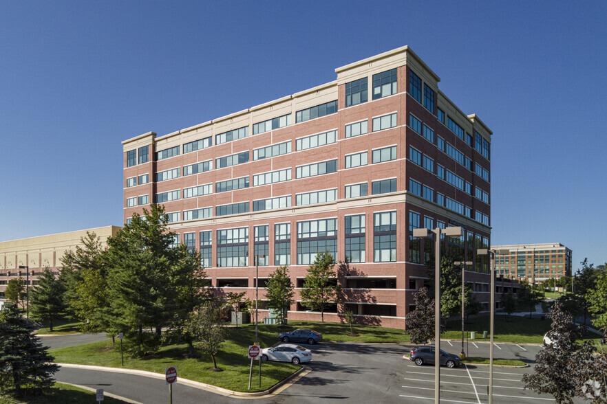 5900-5920 Kingstowne Towne Ctr, Alexandria, VA for lease - Building Photo - Image 3 of 16