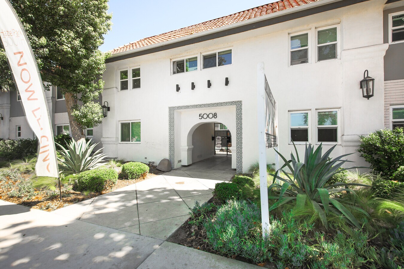 5008 Hazeltine Ave, Sherman Oaks, CA 91423