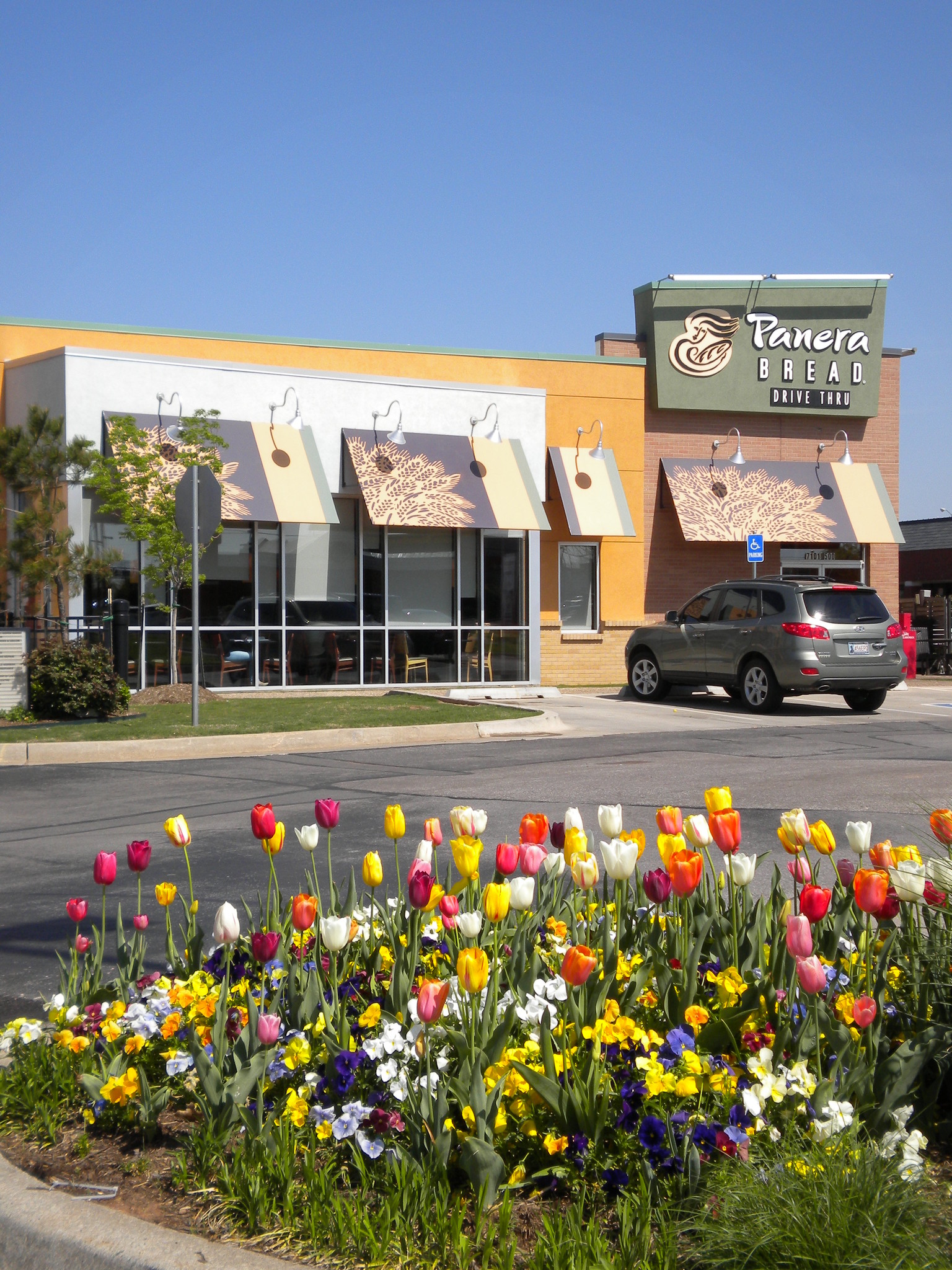 7900 NW Expressway St, Oklahoma City, OK for sale Building Photo- Image 1 of 1