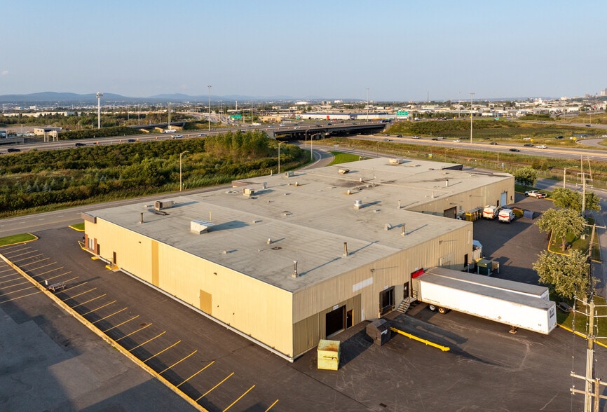 2345-2349 Av Dalton, Québec, QC for lease - Building Photo - Image 2 of 2