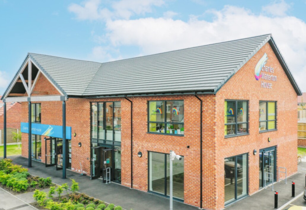 Almond Ave, Walton for sale Primary Photo- Image 1 of 1