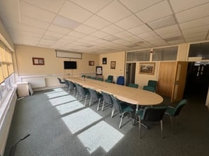 Bronaeron, Lampeter for lease Interior Photo- Image 2 of 2
