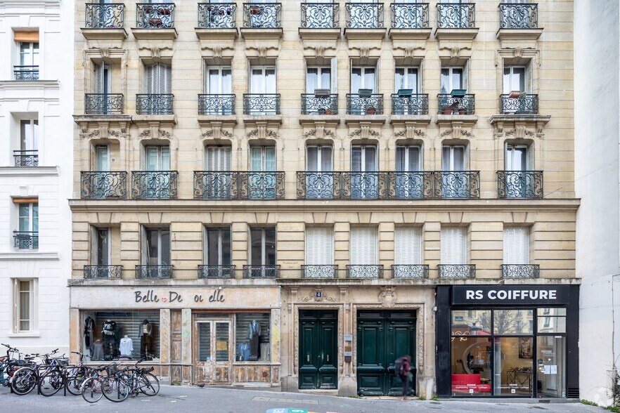 Retail in Paris for lease - Building Photo - Image 1 of 8