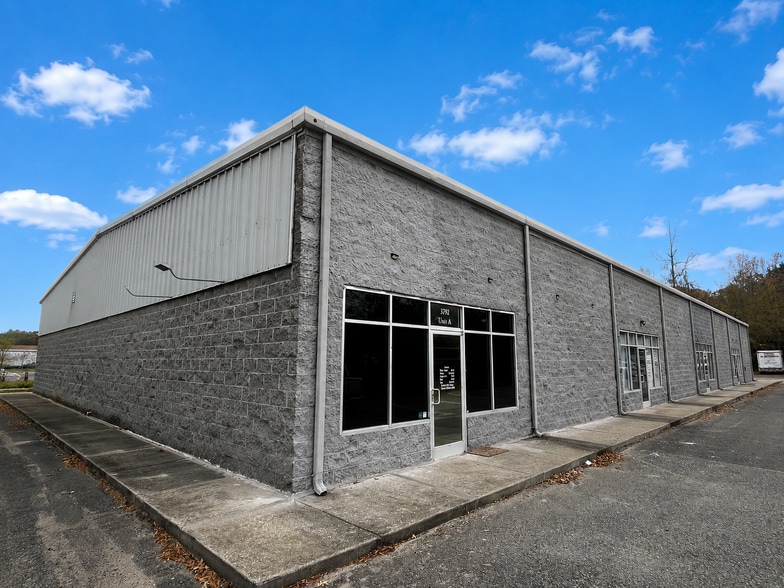 3792 Ladson Rd, Ladson, SC for lease - Building Photo - Image 1 of 8