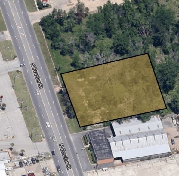 2010 N Frazier St, Conroe, TX for sale - Primary Photo - Image 1 of 1