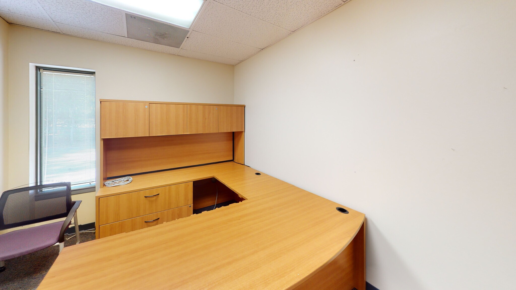 571 Holt Ave, Manchester, NH 03109 Office for Sale