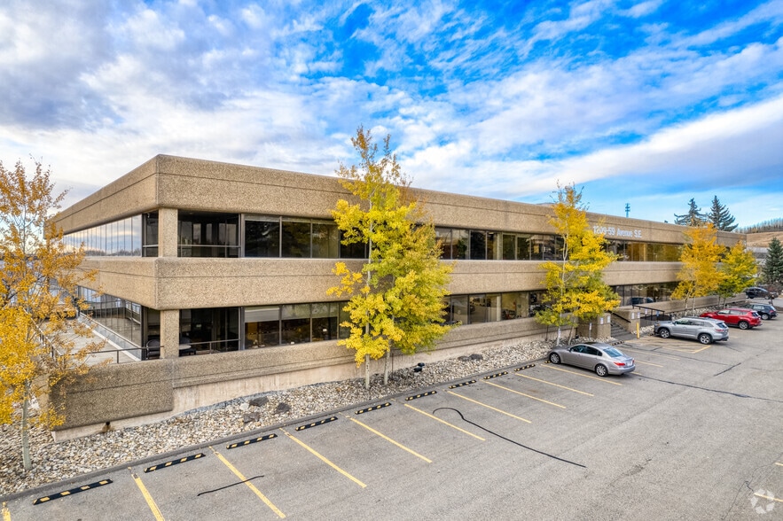 1209 59th Ave SE, Calgary, AB for lease - Building Photo - Image 1 of 11