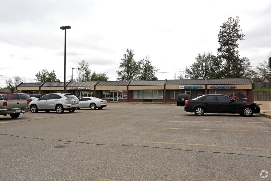 6820-6830 NW 23rd St, Bethany, OK for sale - Primary Photo - Image 1 of 3