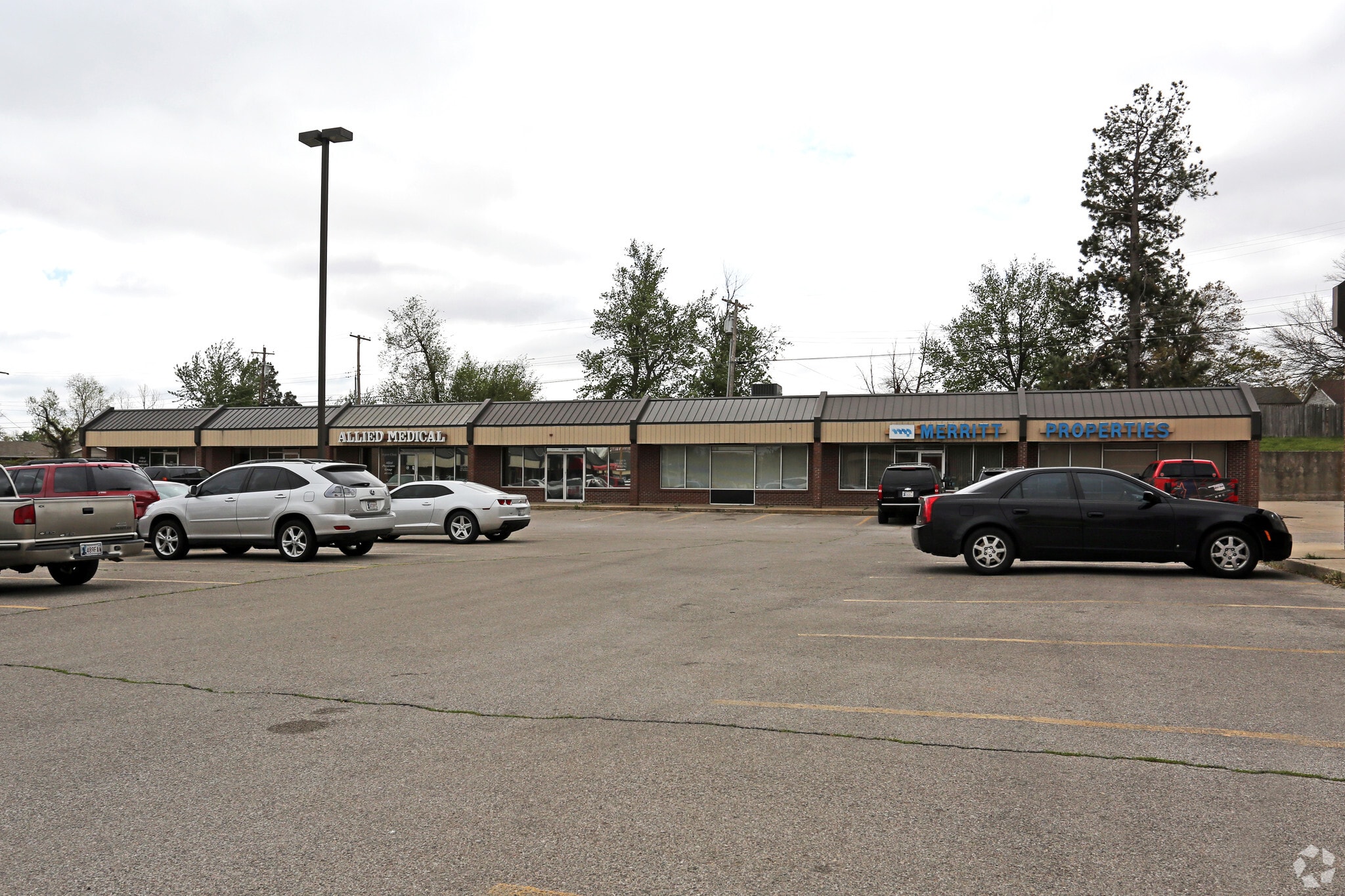 6820-6830 NW 23rd St, Bethany, OK for sale Primary Photo- Image 1 of 4