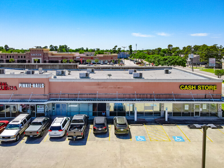 12626 Woodforest Blvd, Houston, TX for lease - Building Photo - Image 3 of 17