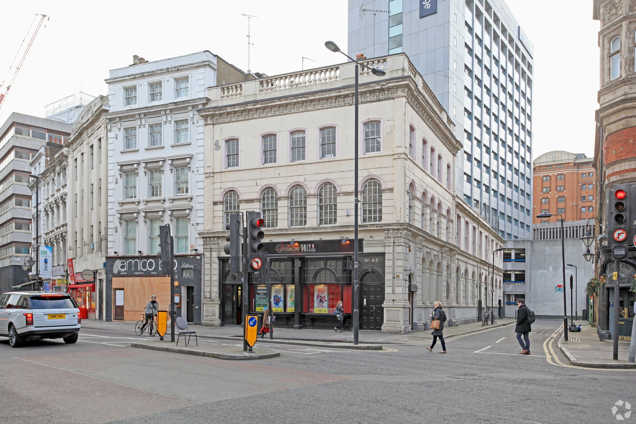 45 New Oxford St London Wc1a 1bh Retail Space For Lease