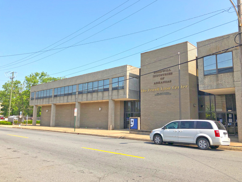 1110 W 7th St, Little Rock, AR for sale - Primary Photo - Image 1 of 6