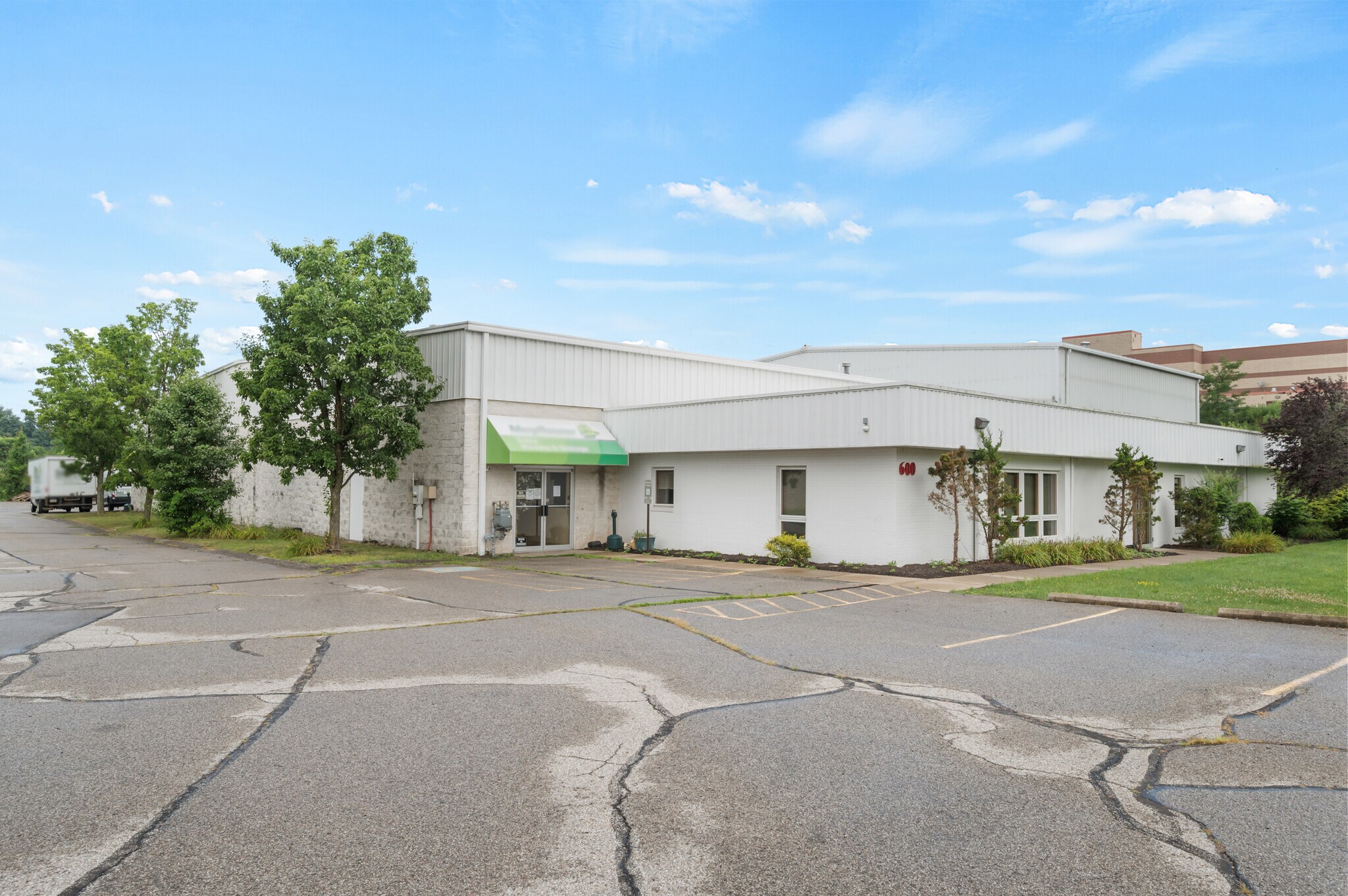 600 Corporation Dr, Aliquippa, PA for sale Building Photo- Image 1 of 12