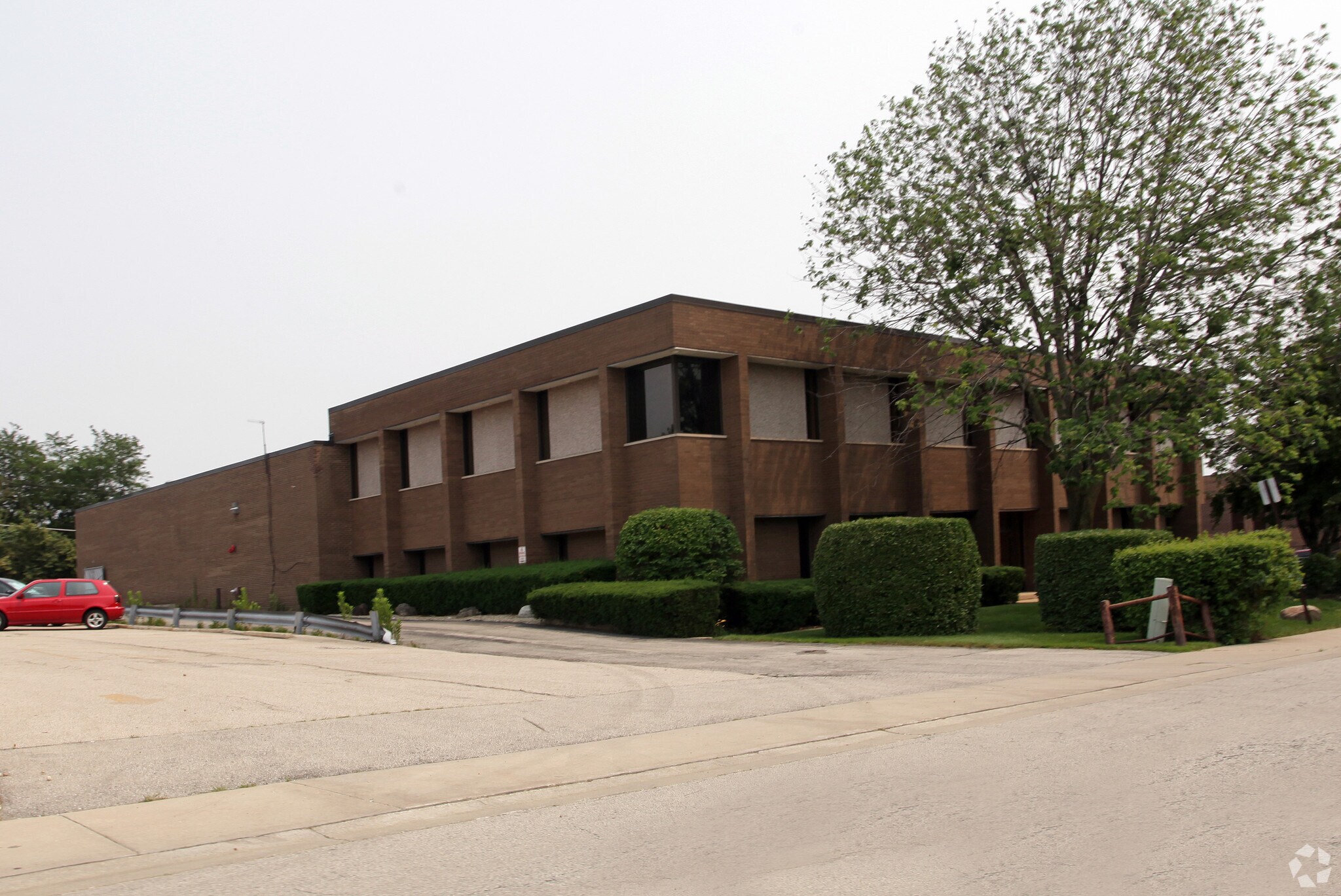 225 Fencl Ln, Hillside, IL for sale Primary Photo- Image 1 of 1