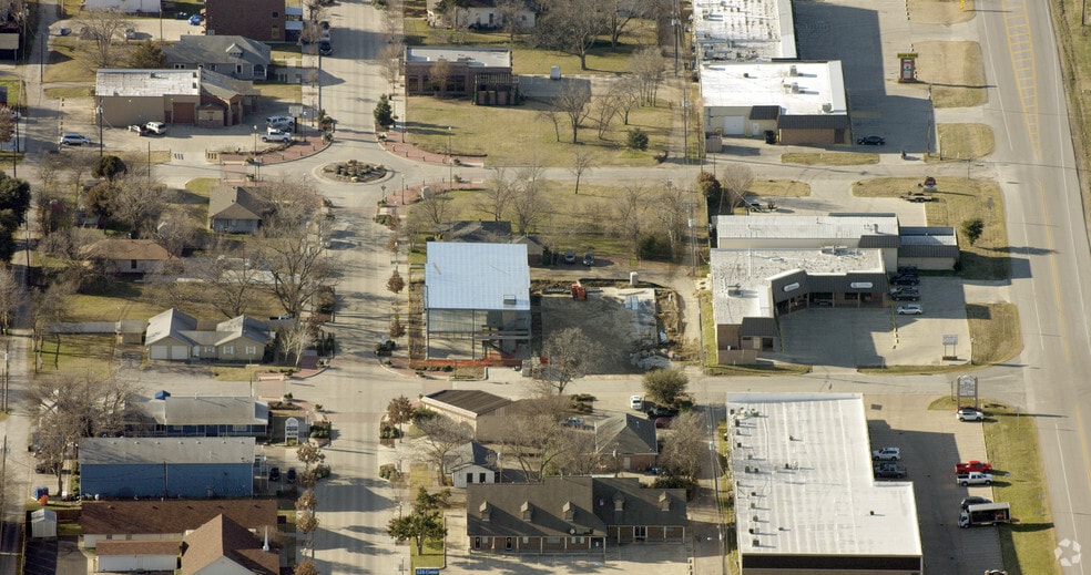 409 N Oak St, Roanoke, TX for sale - Aerial - Image 3 of 77