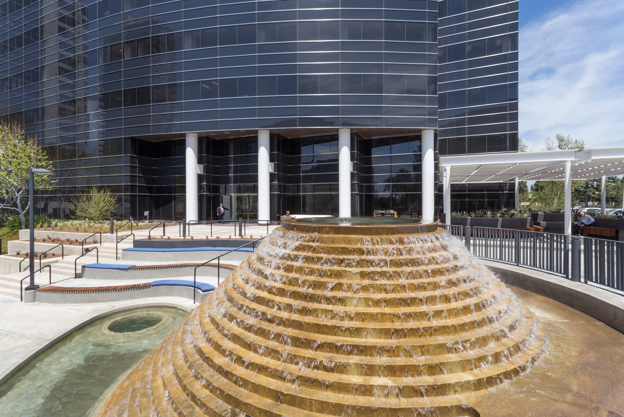 3 Hutton Centre Dr, Santa Ana, CA 92707 3 Hutton Centre