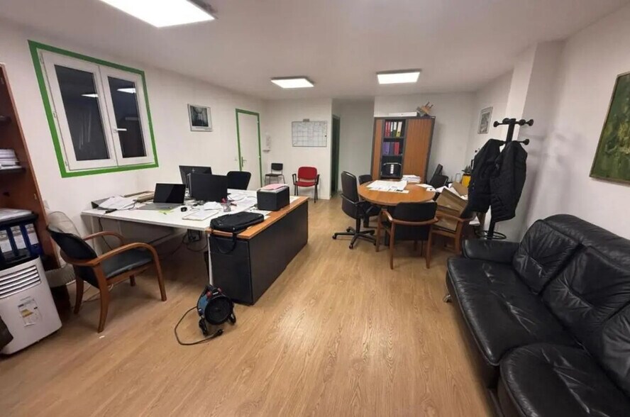 Industrial in Claye-Souilly for lease - Interior Photo - Image 3 of 3