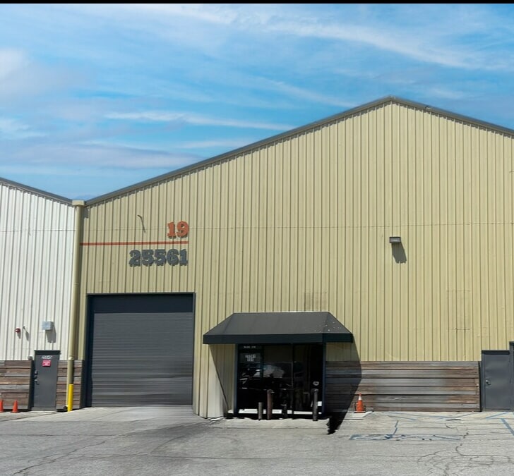 25545-25710 Springbrook Ave, Santa Clarita, CA for lease Building Photo- Image 1 of 3