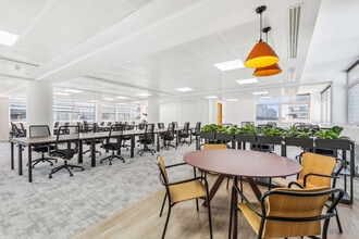 5-17 Hammersmith Grove, London for lease Interior Photo- Image 2 of 7