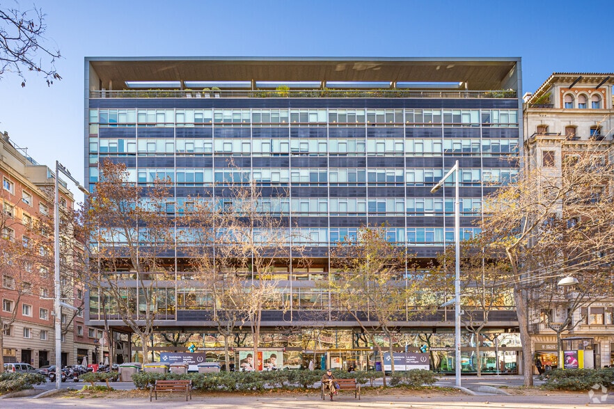 Office in Barcelona, Barcelona for lease - Primary Photo - Image 1 of 5