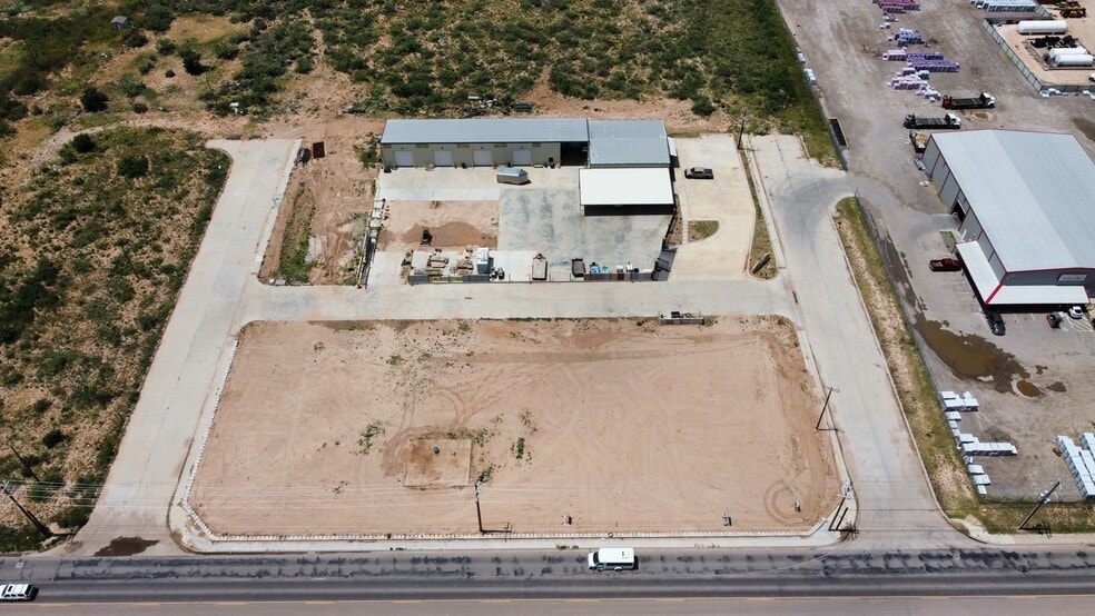 2200 Garden Ln, Midland, TX for sale - Aerial - Image 2 of 13