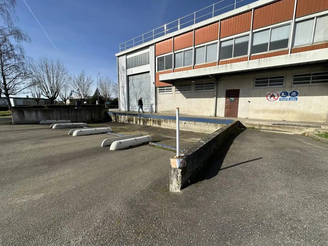 Industrial in Mainvilliers for sale Building Photo- Image 1 of 22