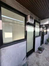 3601-3609 1/2 W Magnolia Blvd, Burbank, CA for lease Interior Photo- Image 1 of 4