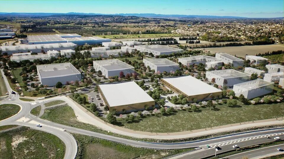 Land in Entraigues-sur-la-Sorgue for sale - Building Photo - Image 2 of 6