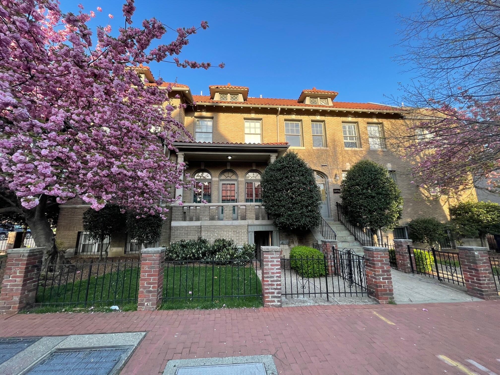 300 5th St NE, Washington, DC for sale Building Photo- Image 1 of 1