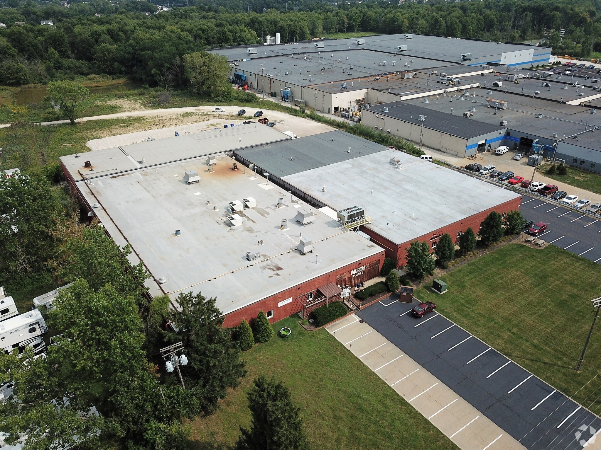 910 Lake Rd, Medina, OH 44256