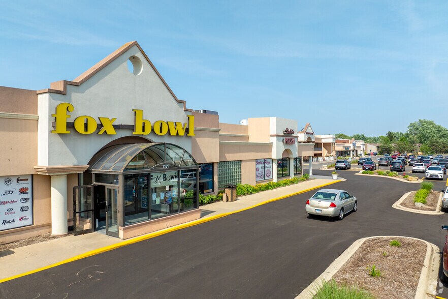 1101-1275 E Butterfield Rd, Wheaton, IL for sale - Primary Photo - Image 1 of 1