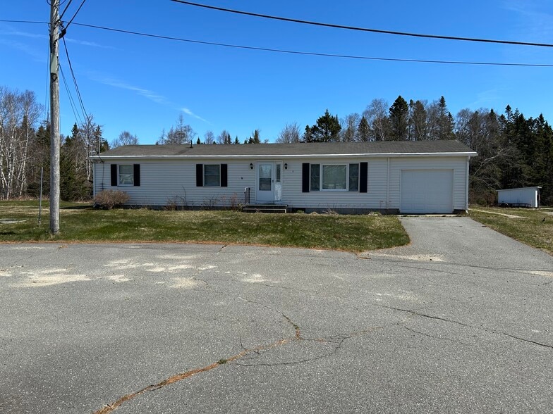 1-9 USCG Housing Dr, Jonesport, ME for sale - Building Photo - Image 2 of 7