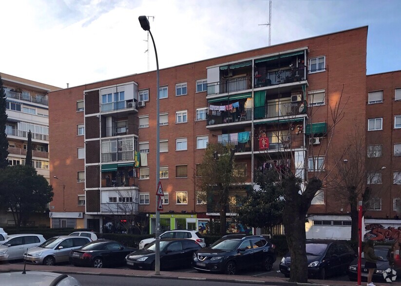 Avenida Doctor Marañón, 3, Alcalá De Henares, Madrid for lease - Building Photo - Image 2 of 2