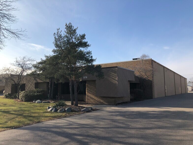 379 Executive Dr, Troy, MI 48083