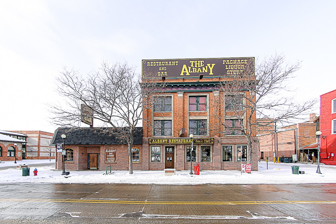 1506 Capitol Ave, Cheyenne, WY 82001