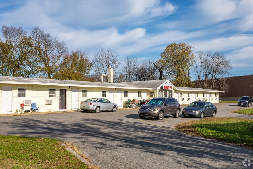 383 N Dupont Hwy, Dover, DE 19901 Kent Budget Motel