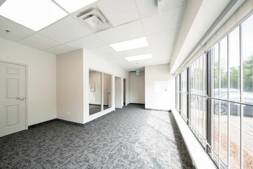 445 Milner Ave, Toronto, ON for sale - Building Photo - Image 3 of 11