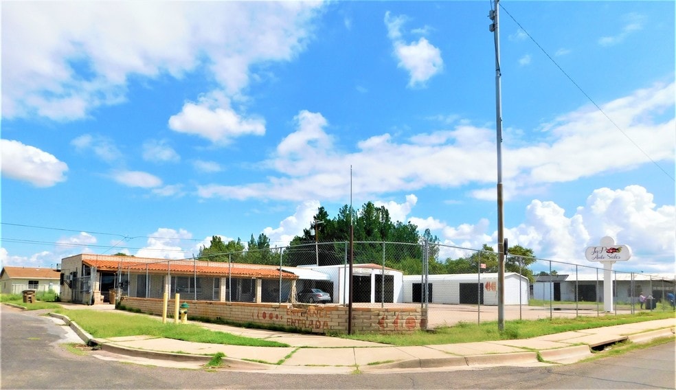 100 E 16th St, Douglas, AZ for sale - Primary Photo - Image 1 of 1