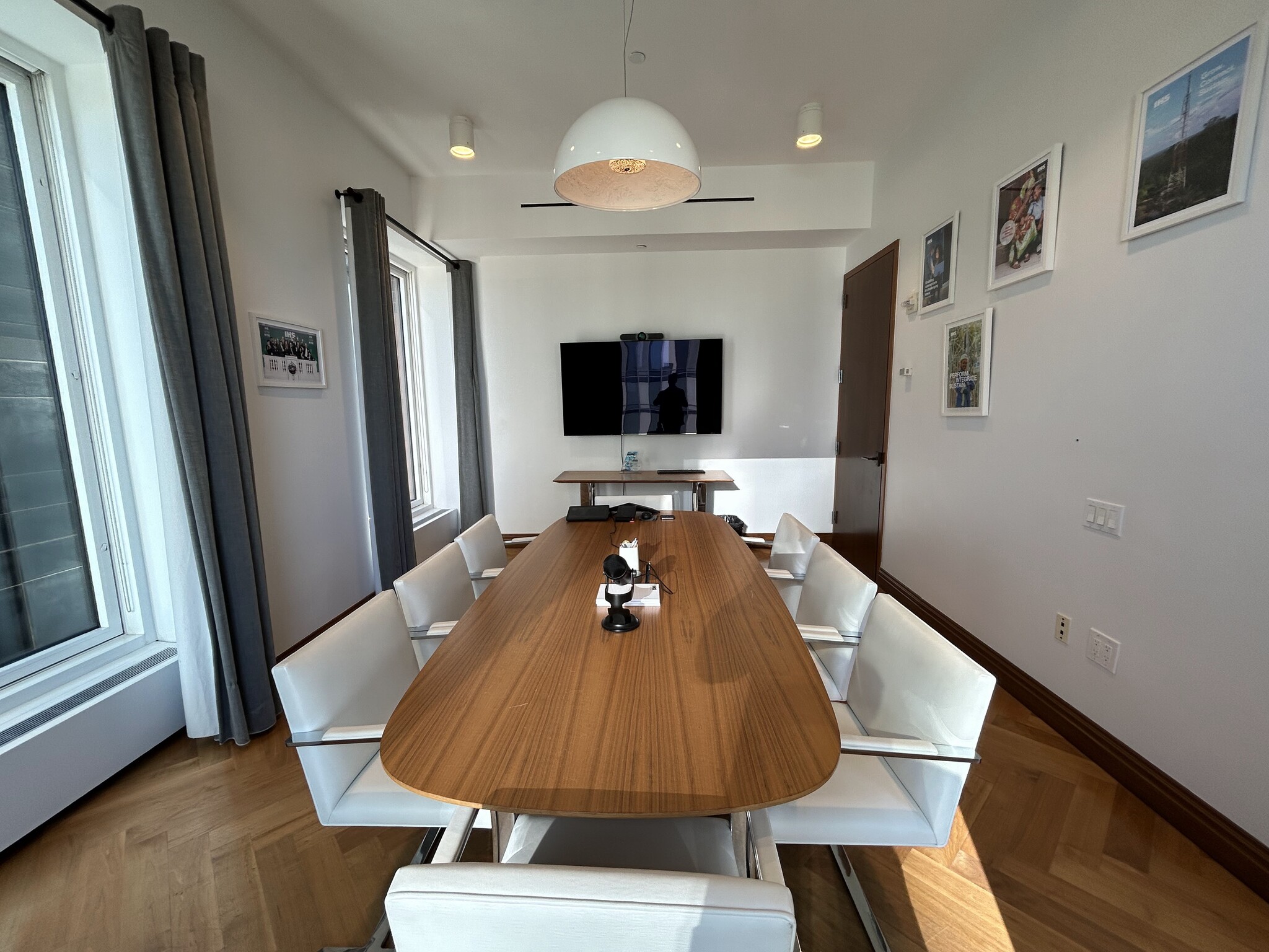 152 W 57th St, New York, NY for lease Interior Photo- Image 1 of 12